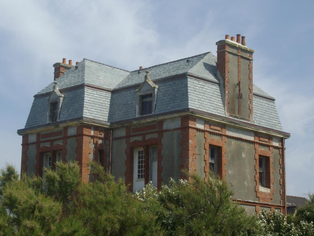 Pierre Naturelle Distribution